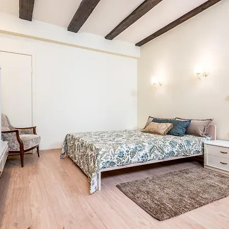 Апартаменти Classic One-bedroom Вільнюс